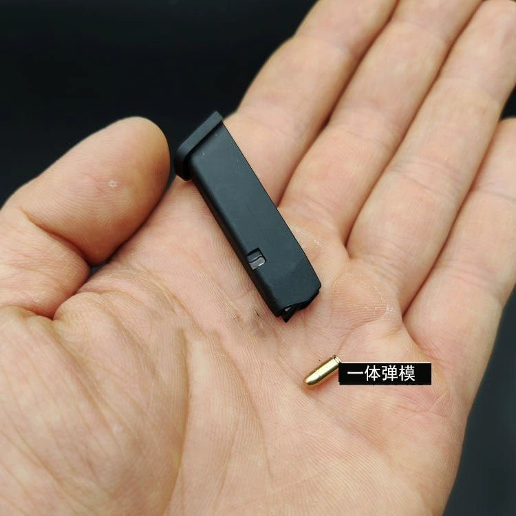 Throwable shell 1:3 inscription Glock G17 alloy keychain gift G34 toy pendant pendant decompression