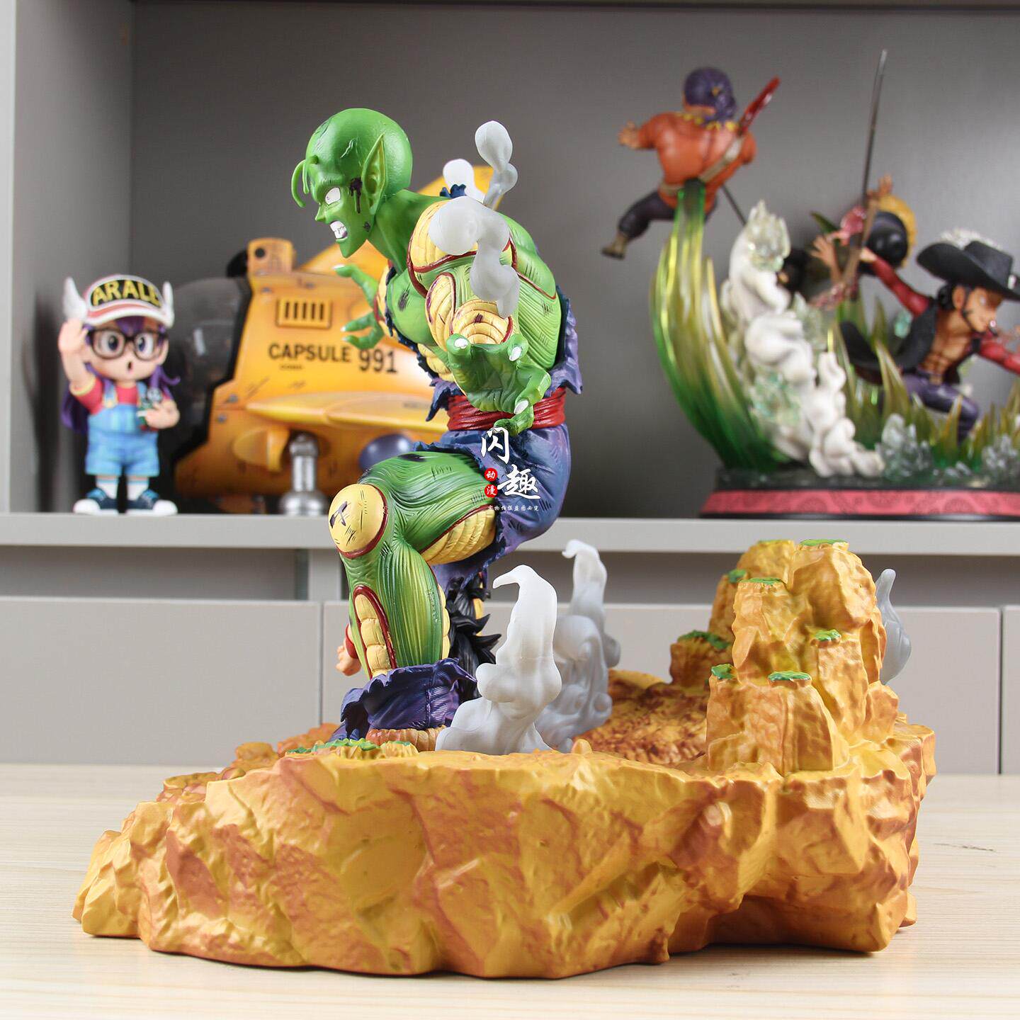 Dragon Ball Z Epic Moment: Piccolo Protecting Gohan GK Style Statue (28cm)