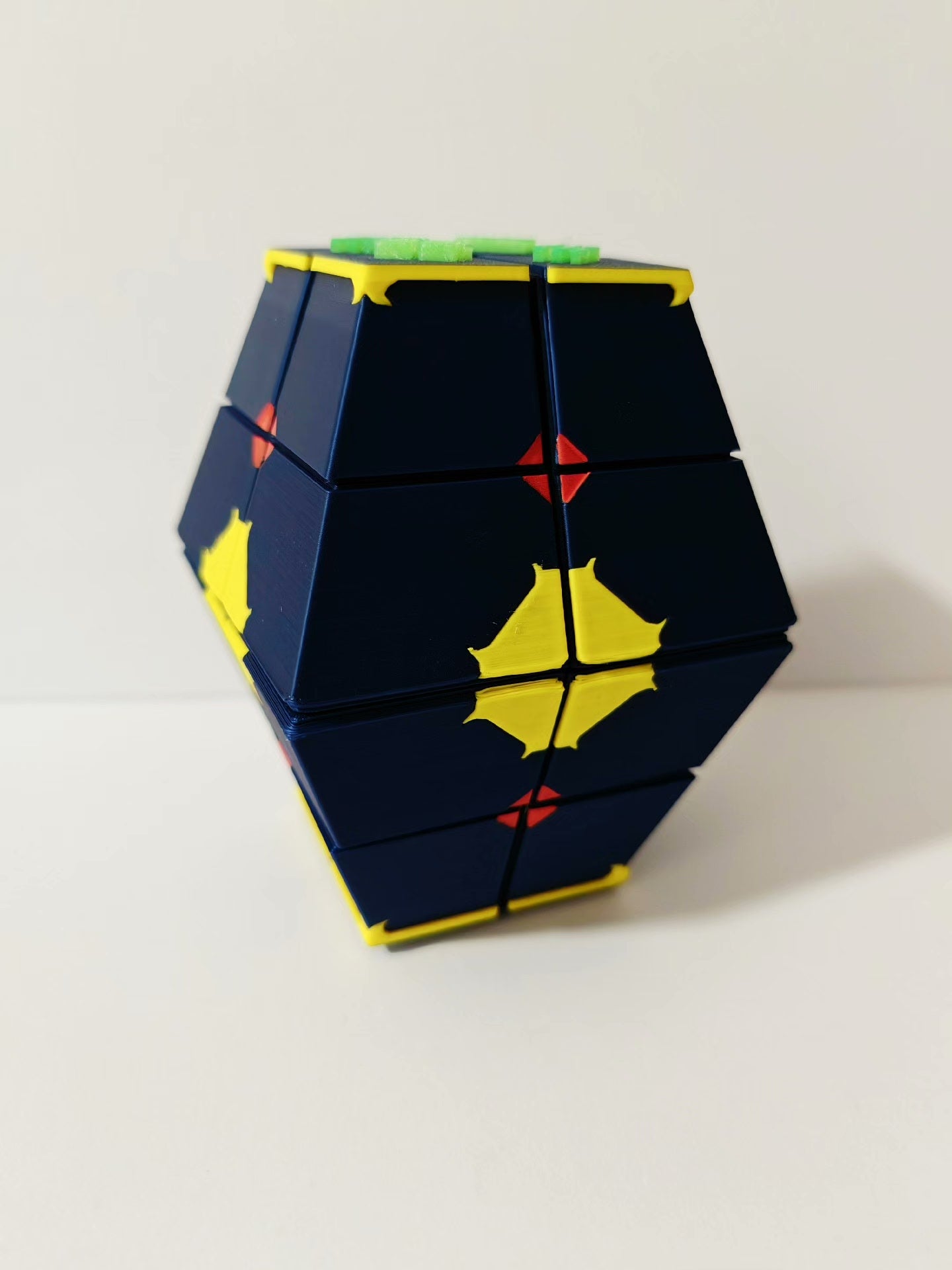 nteractive Demon Portal Puzzle Box - Twistable 1:1 Prop Replica with Rotating Layers