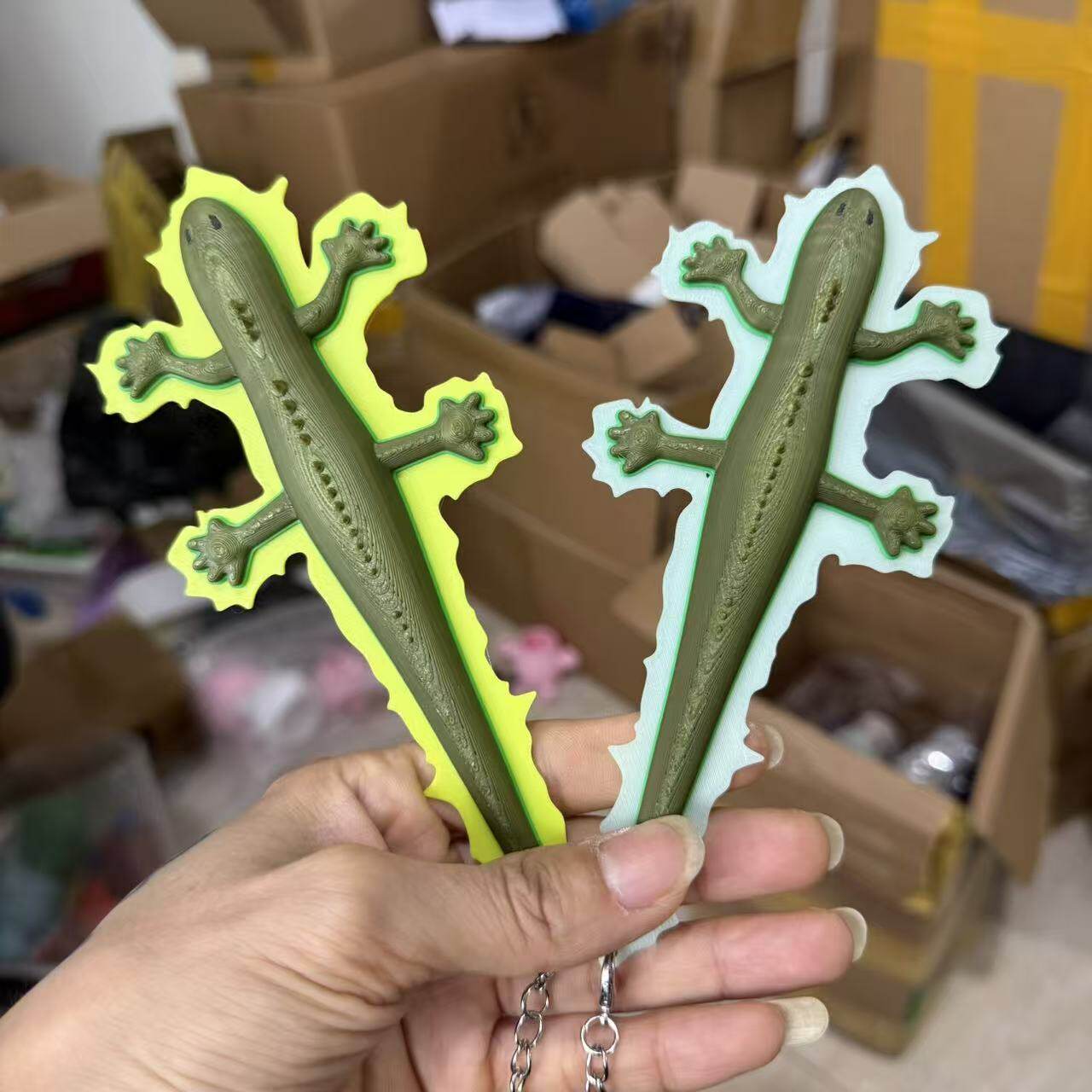 Nostalgic Magic Chi Lizard Prop | Glow-in-the-Dark Keychain & Bag Pendant