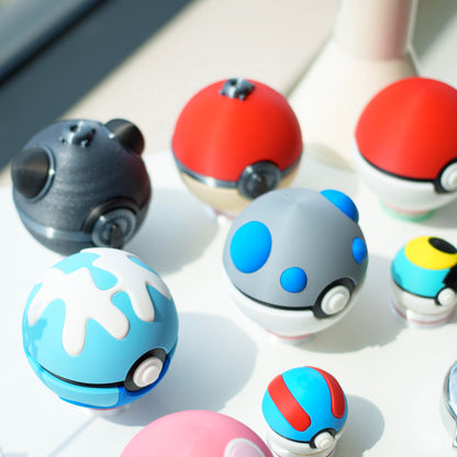 3D Printed Magnetic Poké Ball Replica | Openable Storage Prop Box (7.2cm)