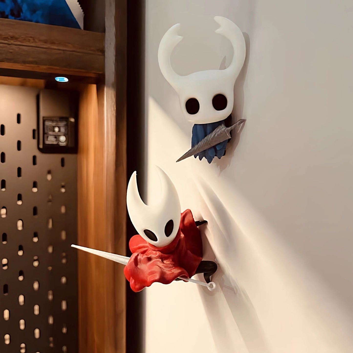 Hollow Knight Magnetic Figures - Hornet & The Knight Fridge Magnets
