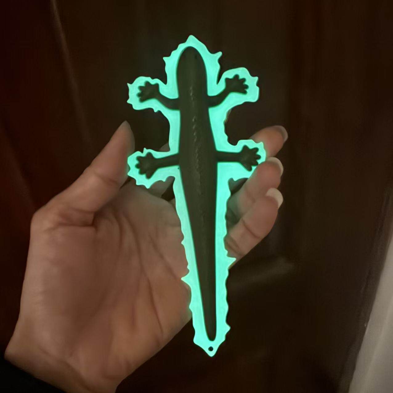 Nostalgic Magic Chi Lizard Prop | Glow-in-the-Dark Keychain & Bag Pendant