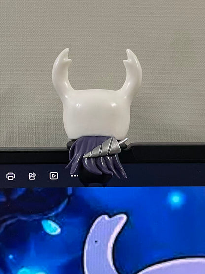 Custom Hollow Knight Peeking Figure - Monitor Sitter & Car Screen Ornament