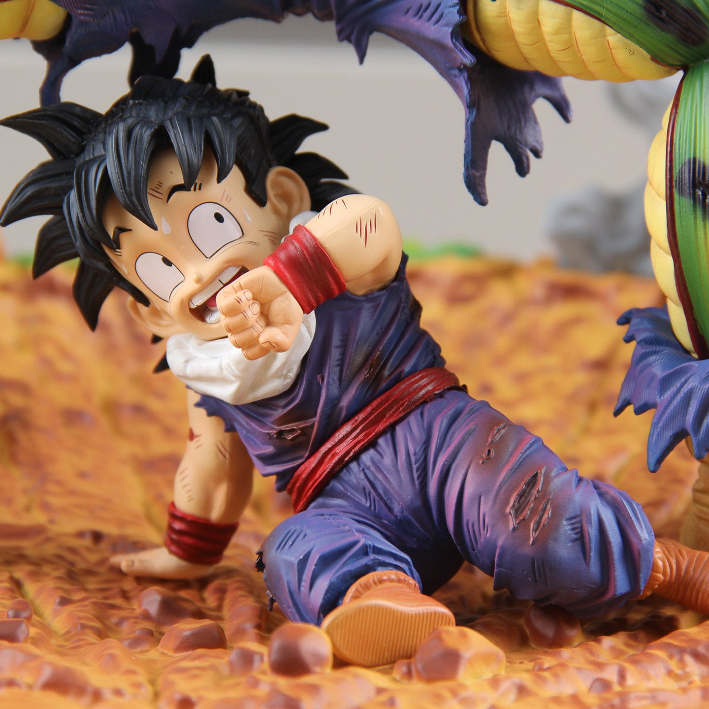 Dragon Ball Z Epic Moment: Piccolo Protecting Gohan GK Style Statue (28cm)