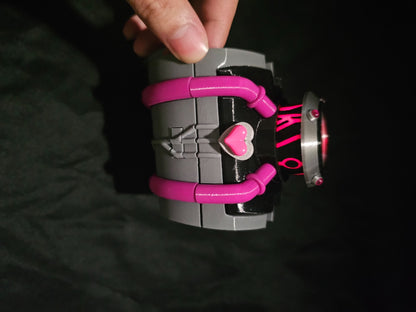 Sci-Fi Alien Hero Watch Prop Shell | 3D Printed Cosplay Accessory for 42mm Smartwatch