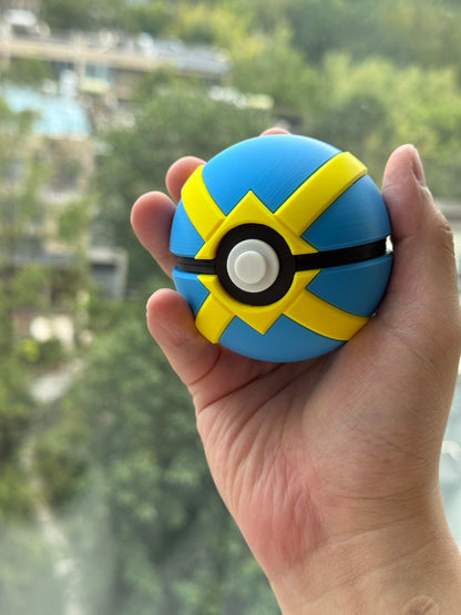 3D Printed Magnetic Poké Ball Replica | Openable Storage Prop Box (7.2cm)